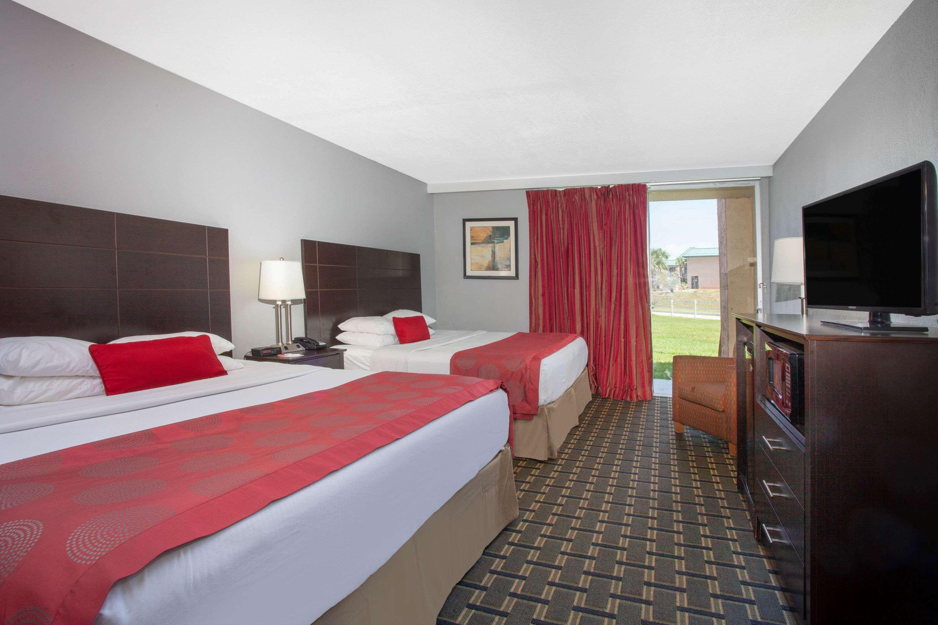 Ramada By Wyndham Davenport Orlando South Hotel Bagian luar foto