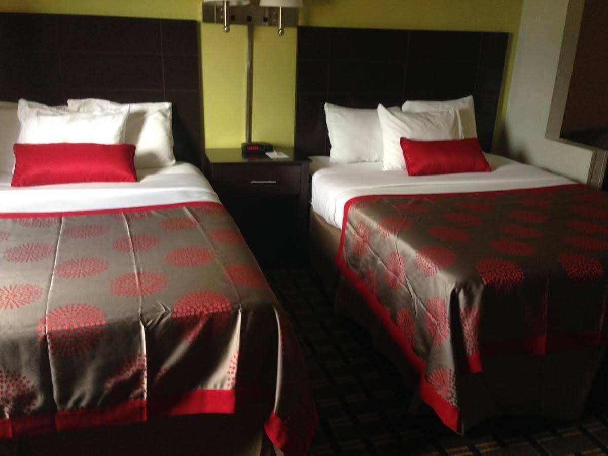 Ramada By Wyndham Davenport Orlando South Hotel Bagian luar foto
